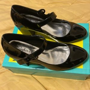 Sophia Taylor patented leather heels